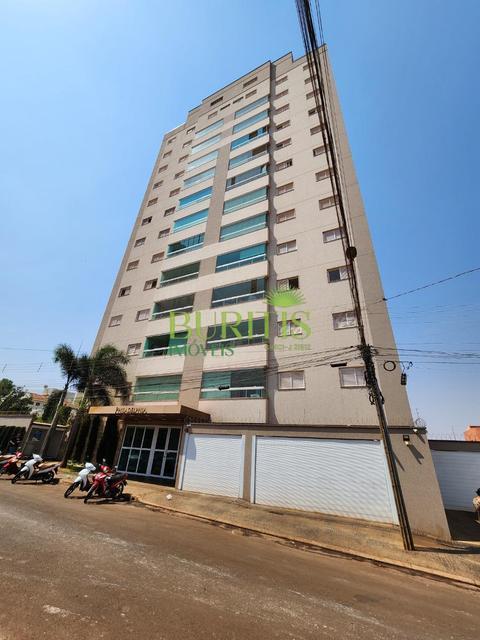 Apartamento duplex na cobertura, com 3 quartos a venda no Residencial Tocantins, Rio Verde.