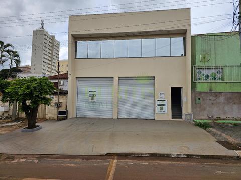 Galpão para alugar em Rio Verde, Jardim Goiás, com 280 m²