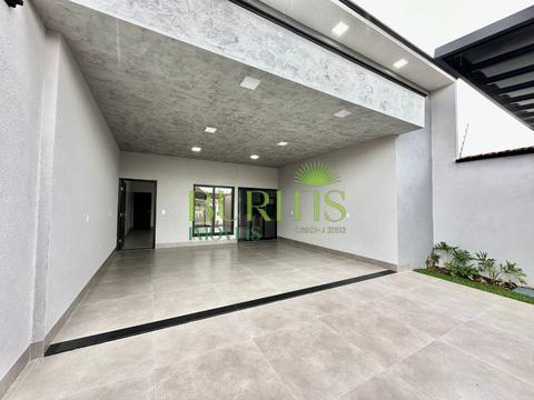 Casa à venda em Rio Verde, Setor Morada do Sol, com 3 suítes, com 157.5 m²