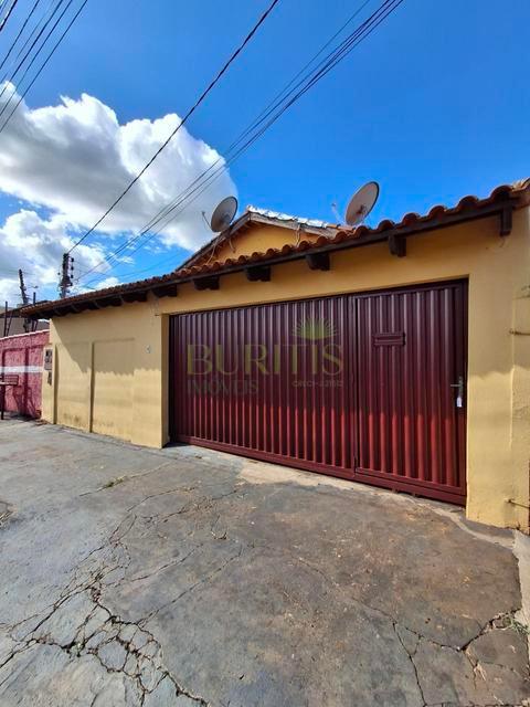 Casa para Locação com 3 quartos – Vila Olinda, Rio Verde.